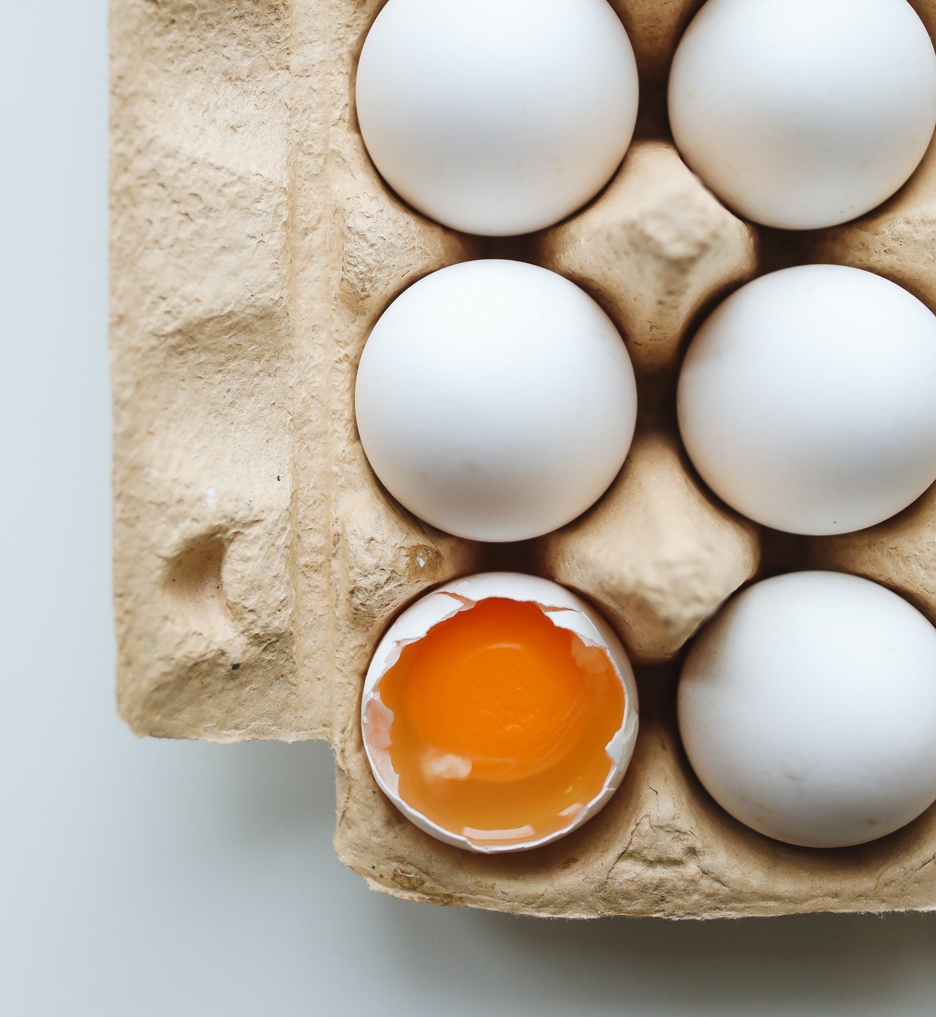 El huevo en la alimentación infantil: cuándo empezar a ofrecerlo